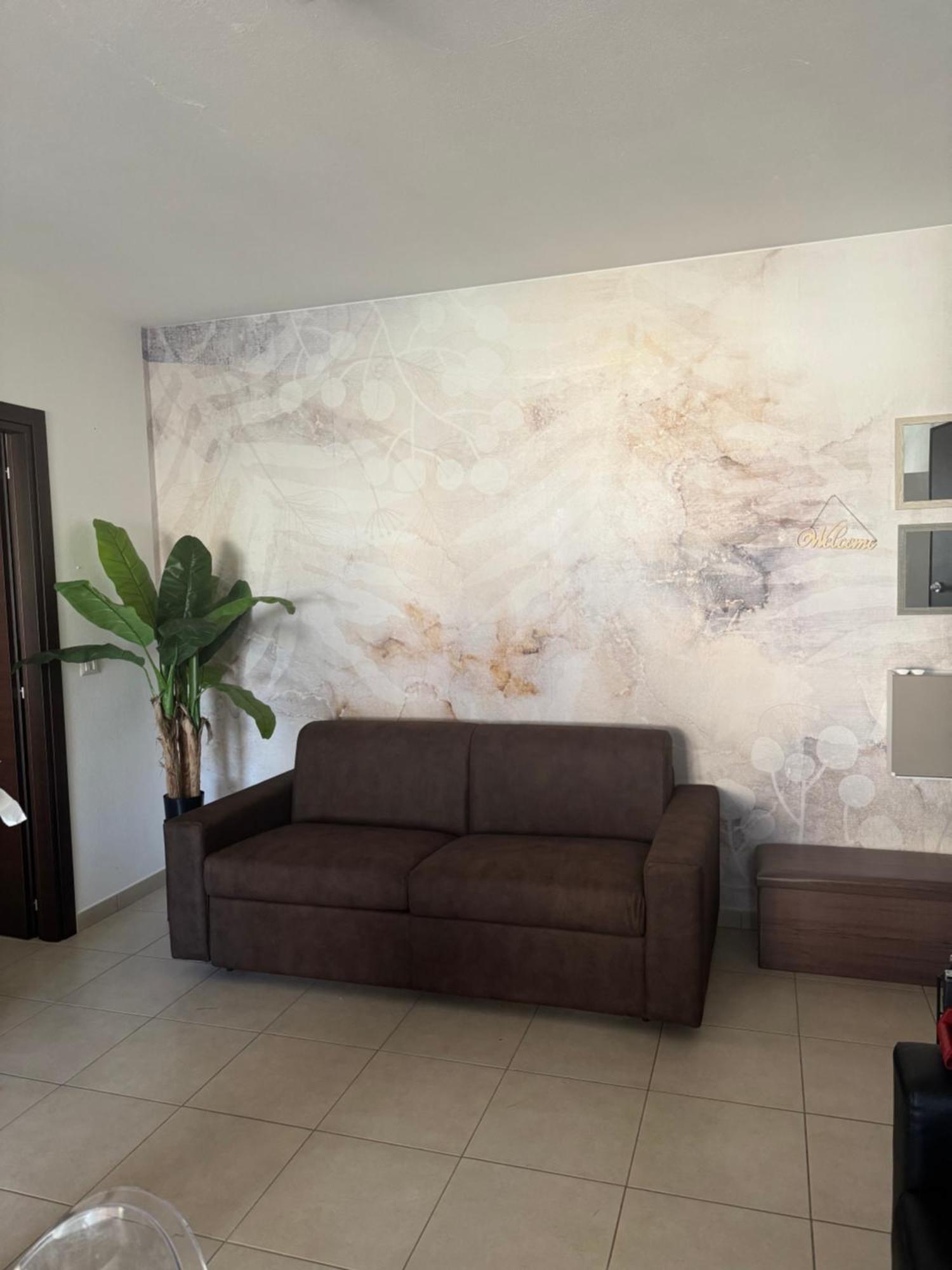 Saconza House *